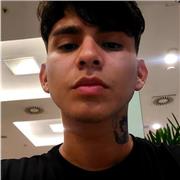 Sou graduando de Biologia com amplo conhecinento das disciplinas, e ênfase em Biotecnologia e Ecologia